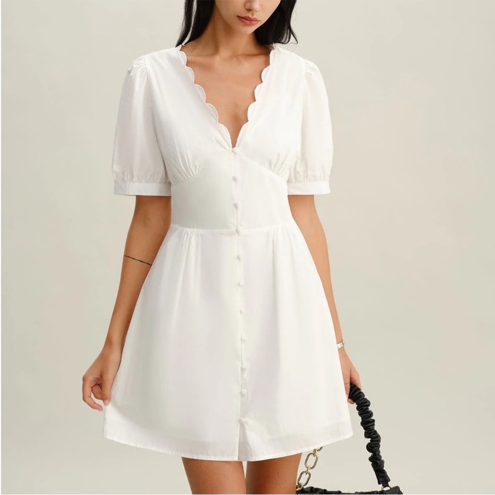 NWOT Rihoas White Scalloped V-Neck A-Line Dress S